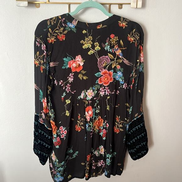 Johnny Was Workshop velvet trim blouse. Size S - Picture 2 of 6